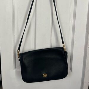 Vintage Coach convertible clutch crossbody bag (Style 9635) in glove tanned leat